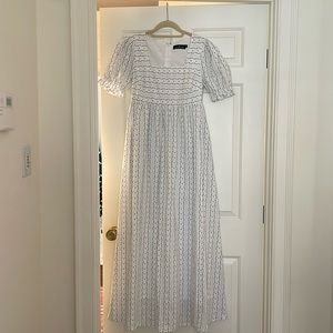 Pomander Place white maxi dress with small blue print size XS